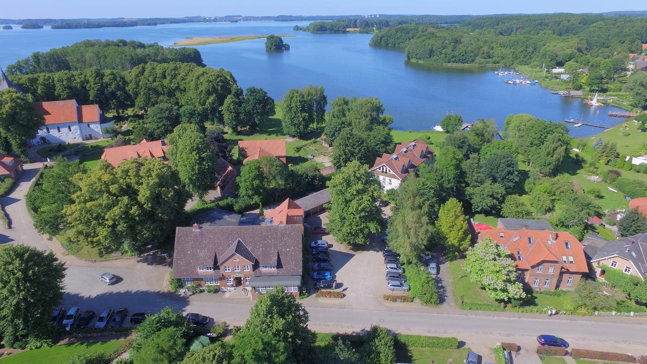 Gasthaus Zum Frohsinn Bosau Екстер'єр фото